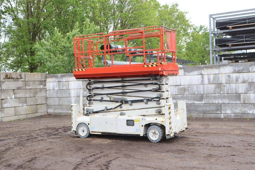 Schaarlift PB Elektrisch 2014