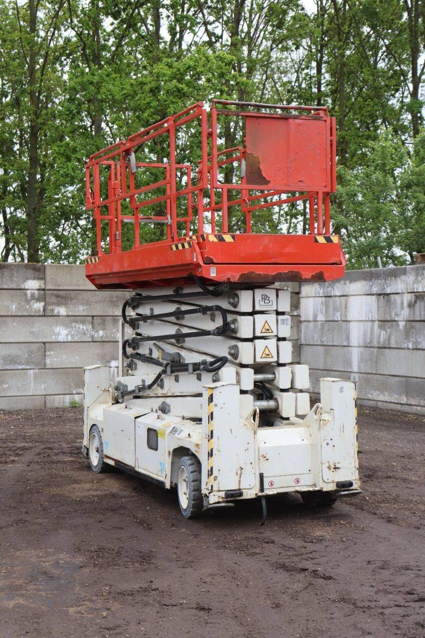 Schaarlift PB Elektrisch 2014