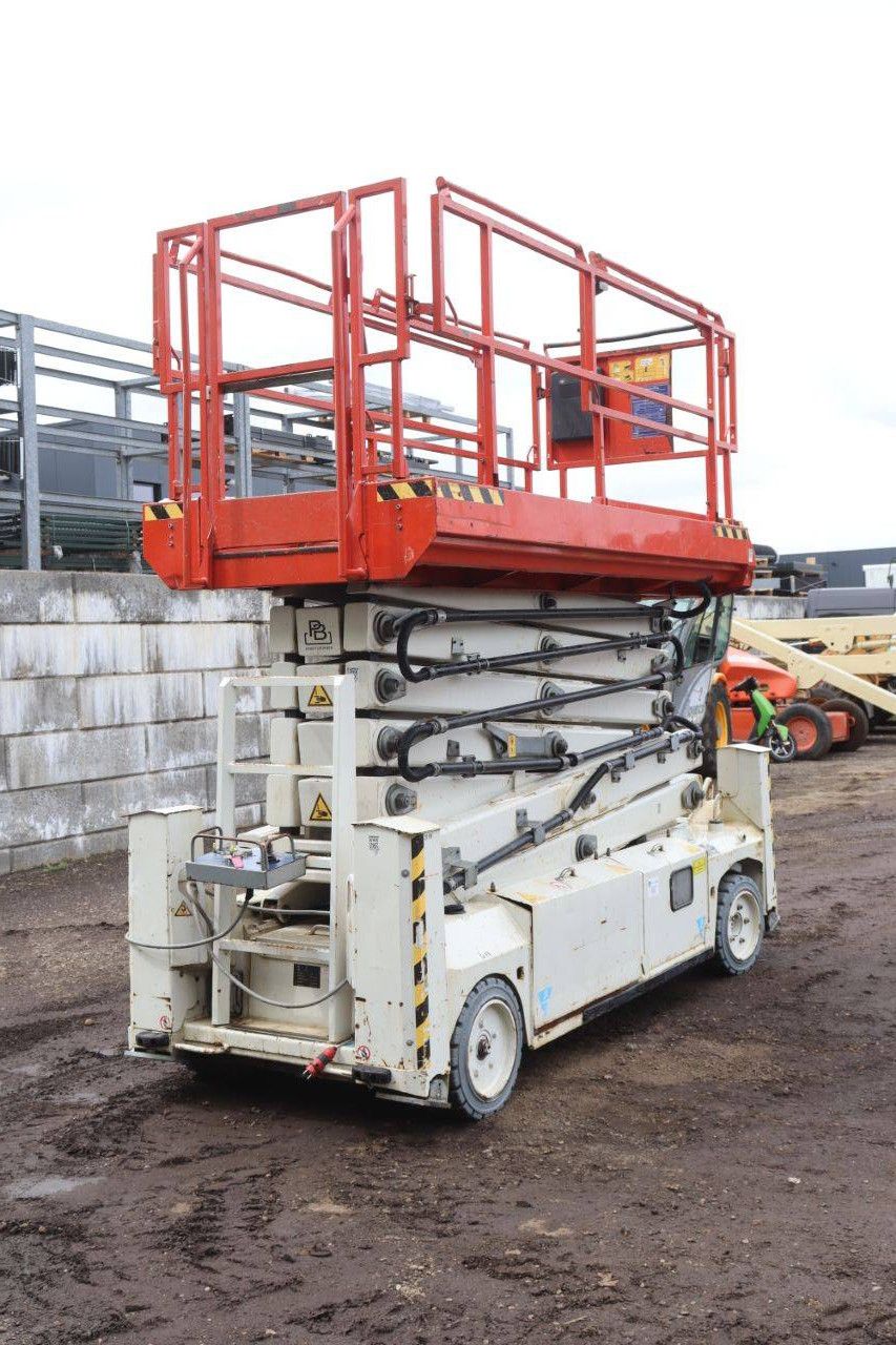 Schaarlift PB Elektrisch 2014