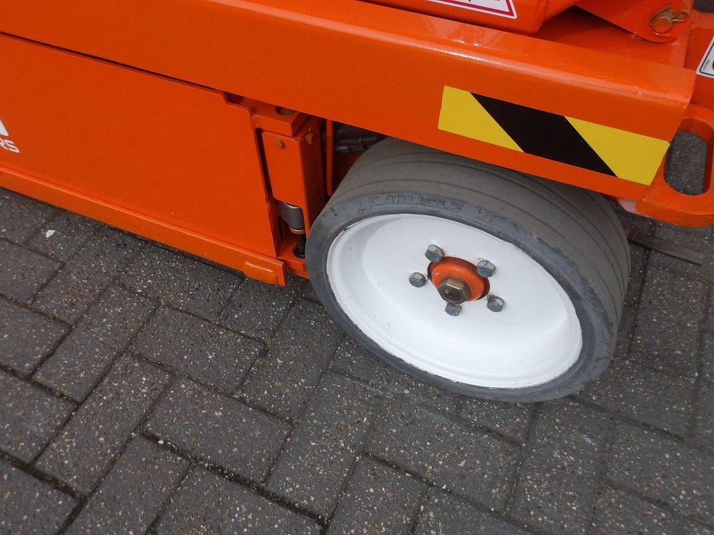 SkyJack SJ3220 Elektrische Scherenbühne 8,09 m 2015