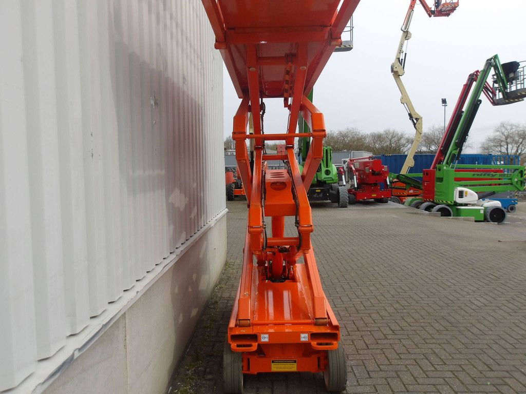 SkyJack SJ3220 Elektrische Scherenbühne 8,09 m 2015