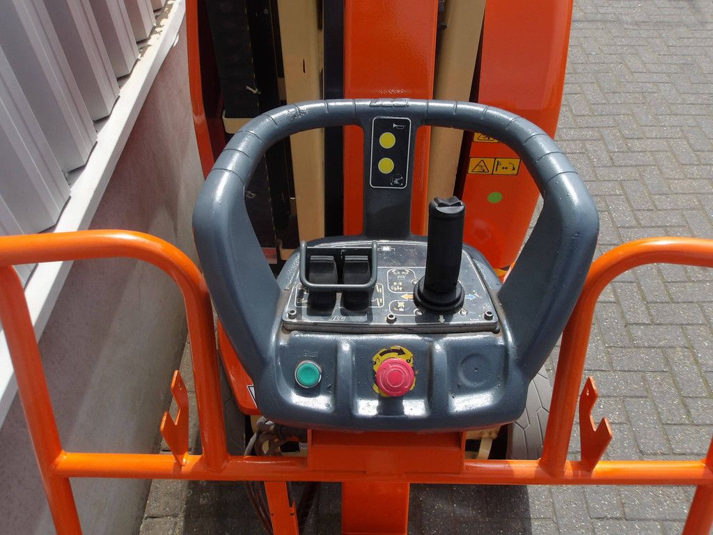 Toucan 10E Electric Mast Lift 10.10m 2014