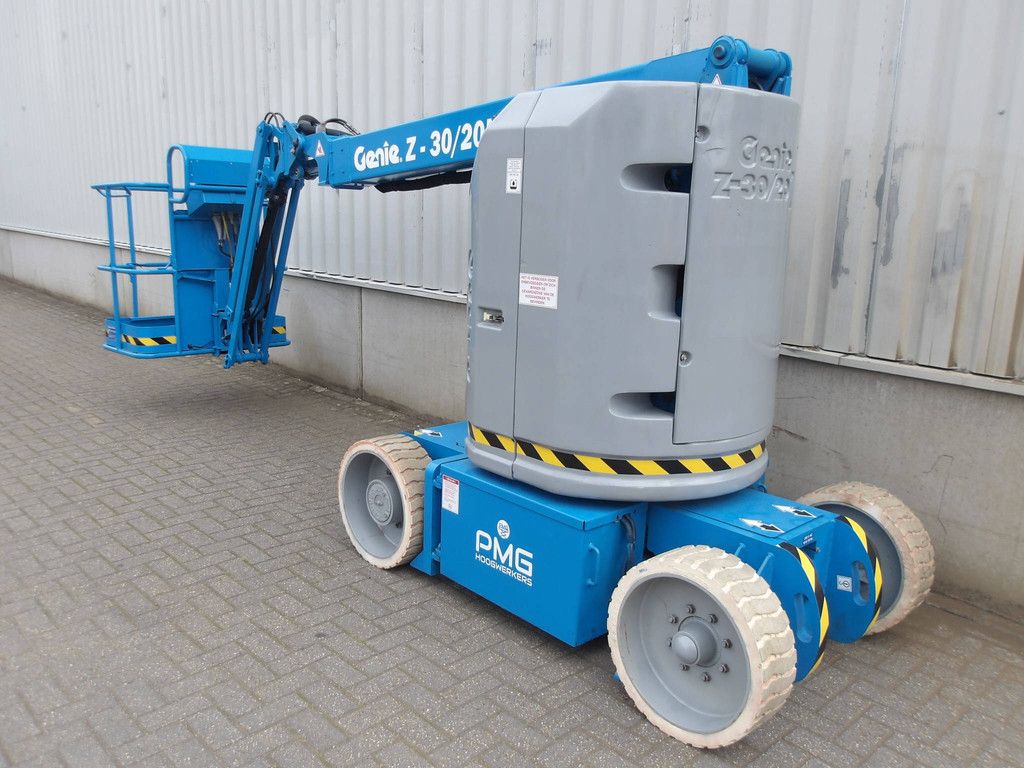 Genie Z-30/20N RJ Electric Articulated Boom Lift 11.14m 2016