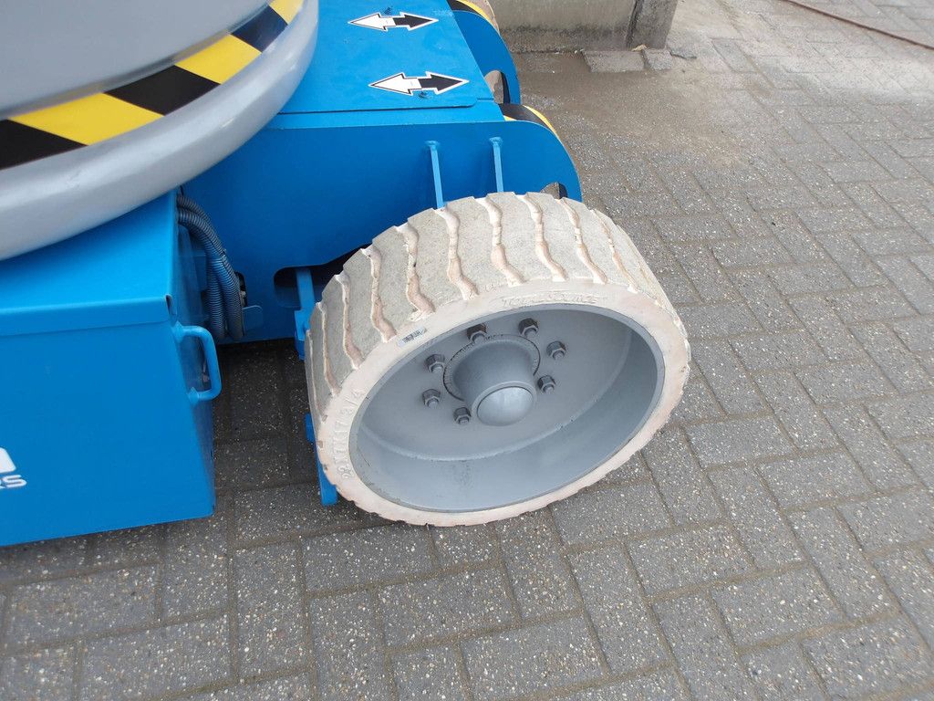 Genie Z-30/20N RJ Electric Articulated Boom Lift 11.14m 2016