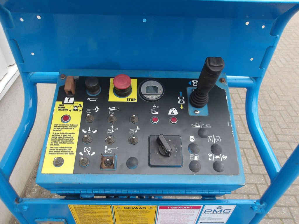 Genie Z-30/20N RJ Electric Articulated Boom Lift 11.14m 2016