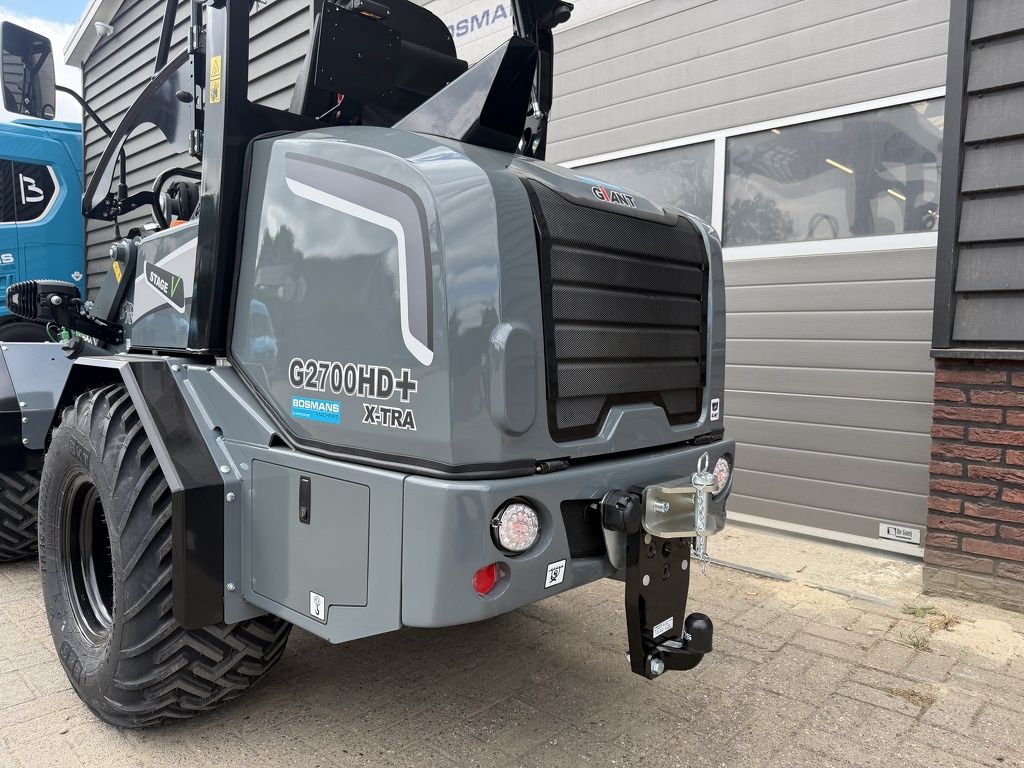 Giant G2700 X-TRA HD+ special color GREY minishovel NIEUW €785 LEASE