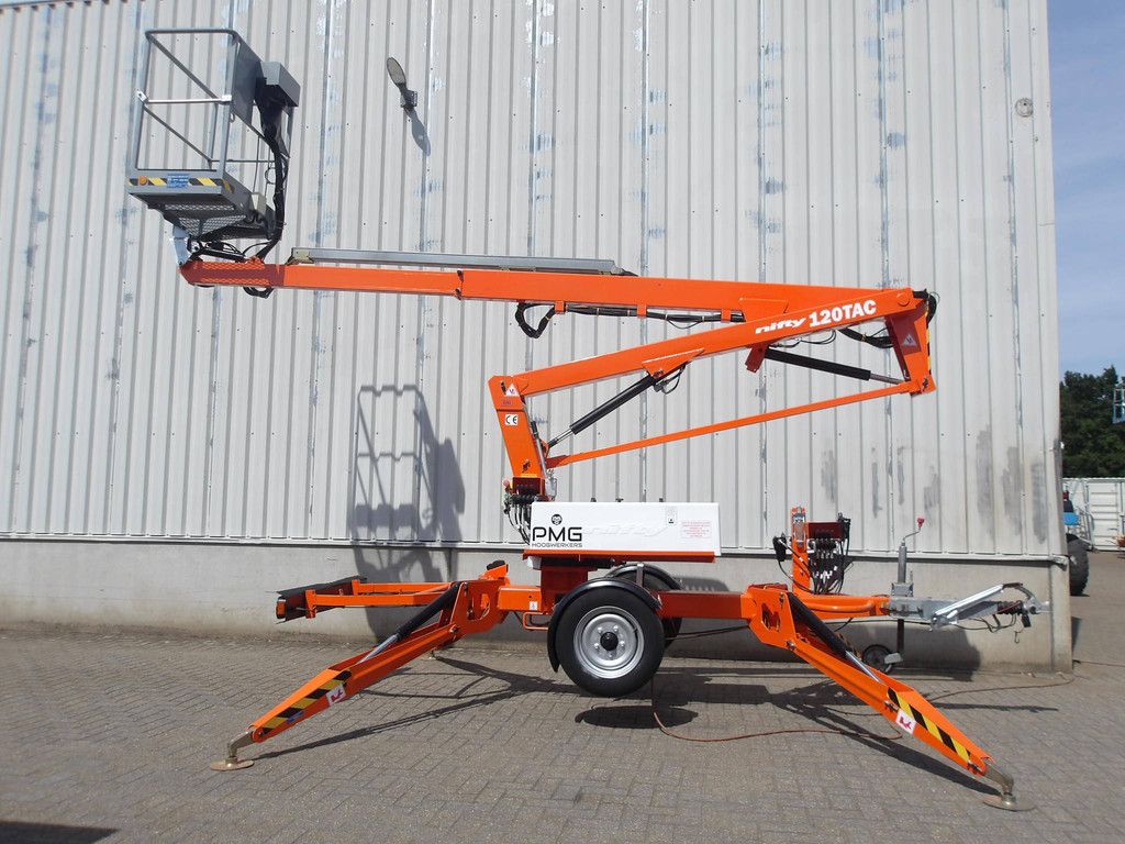 Anhängermontierte Hubarbeitsbühne Nifty 120TAC Electric 12,20 m 2016