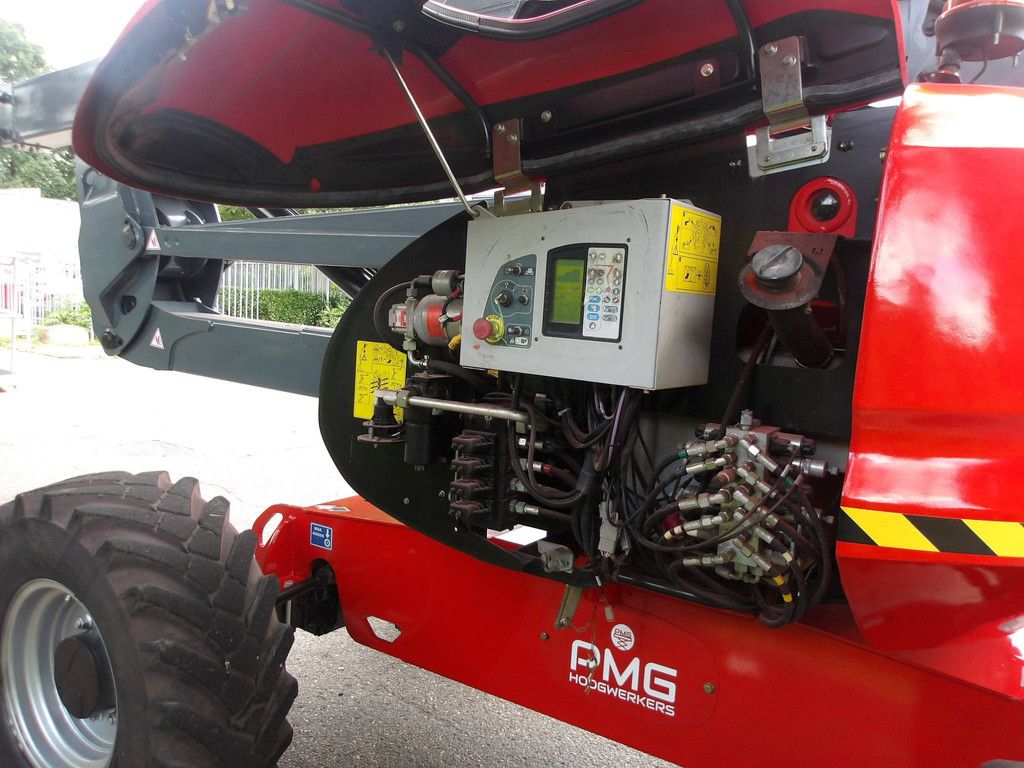 Articulated boom lift Manitou 200ATJ Diesel 20.28m 2014