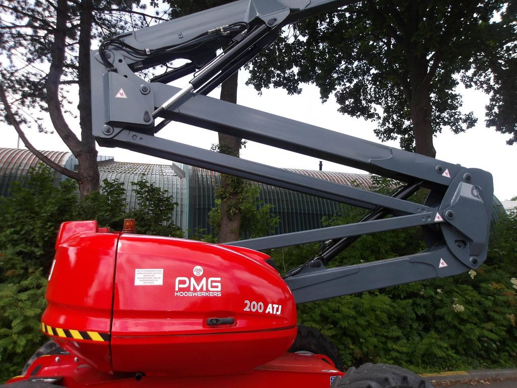 Articulated boom lift Manitou 200ATJ Diesel 20.28m 2014