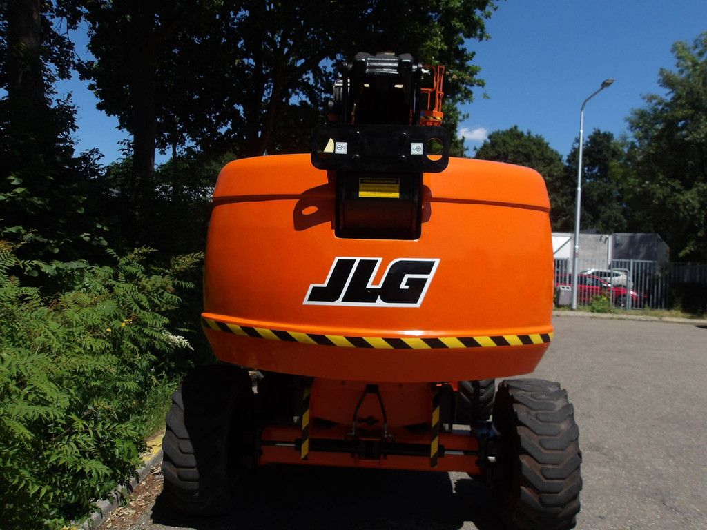 Telescopic boom lift JLG 660SJ Diesel 21.80m 2012