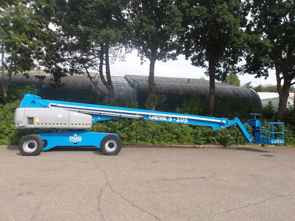 Genie S-105 Diesel Telescopic Boom Lift 34m 2009