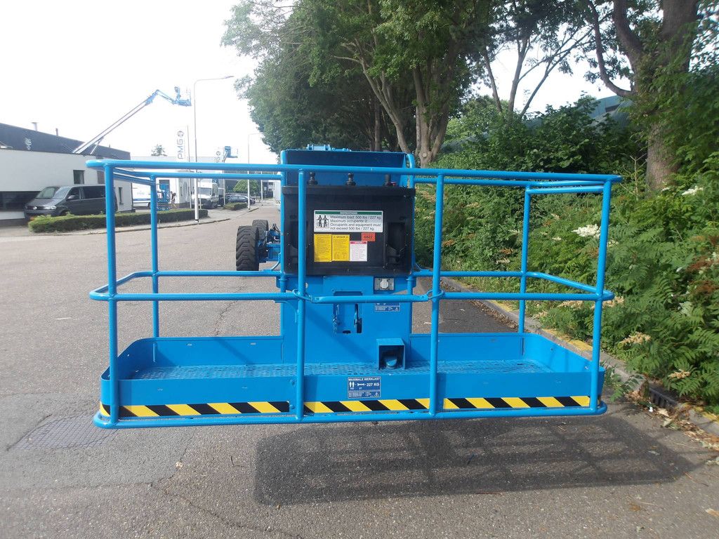 Genie S-105 Diesel Telescopic Boom Lift 34m 2009