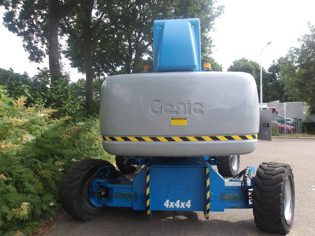 Genie S-105 Diesel Telescopic Boom Lift 34m 2009