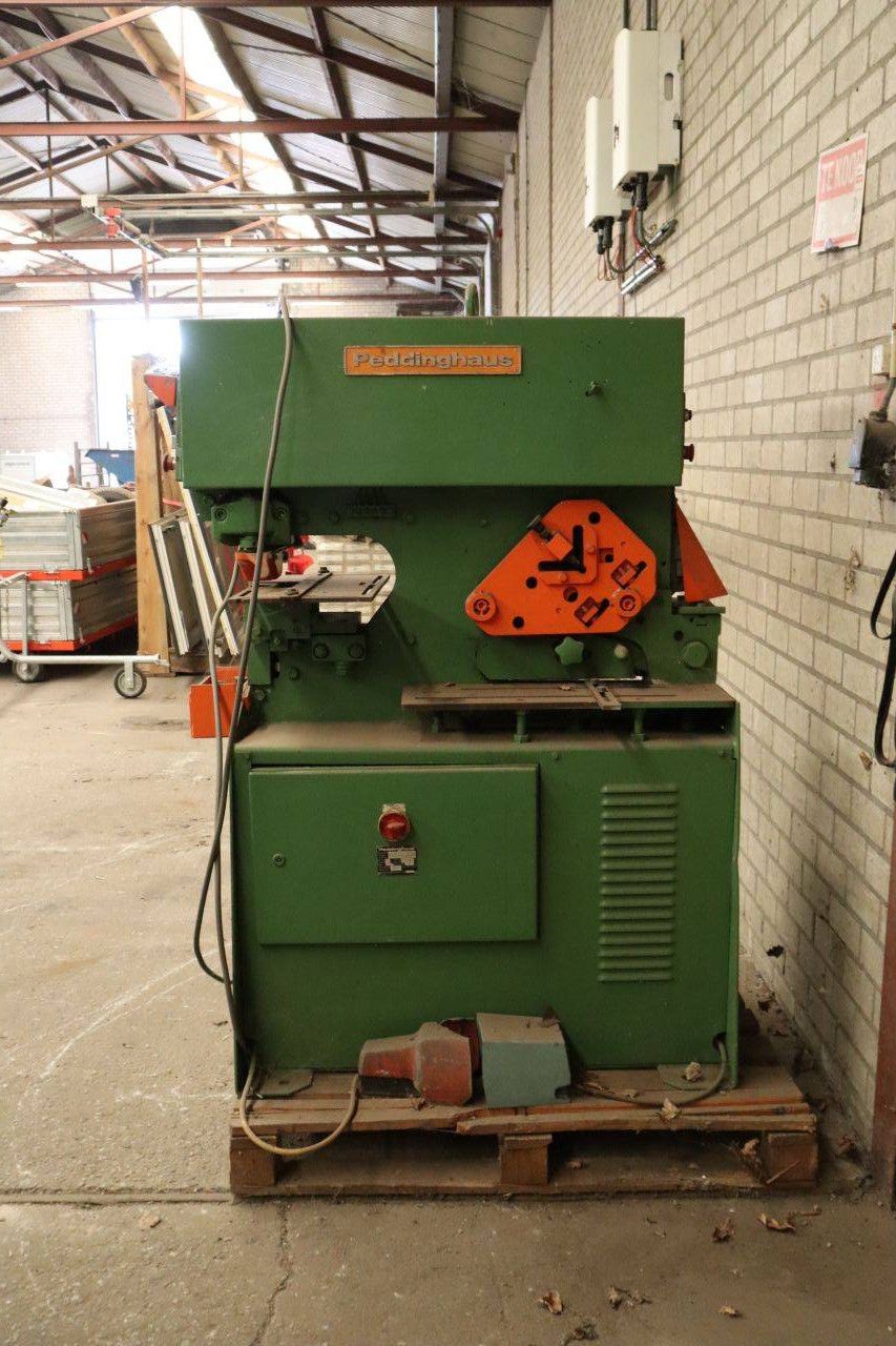 Schneide- und Stanzmaschine Peddinghaus Peddimaster 28/40H