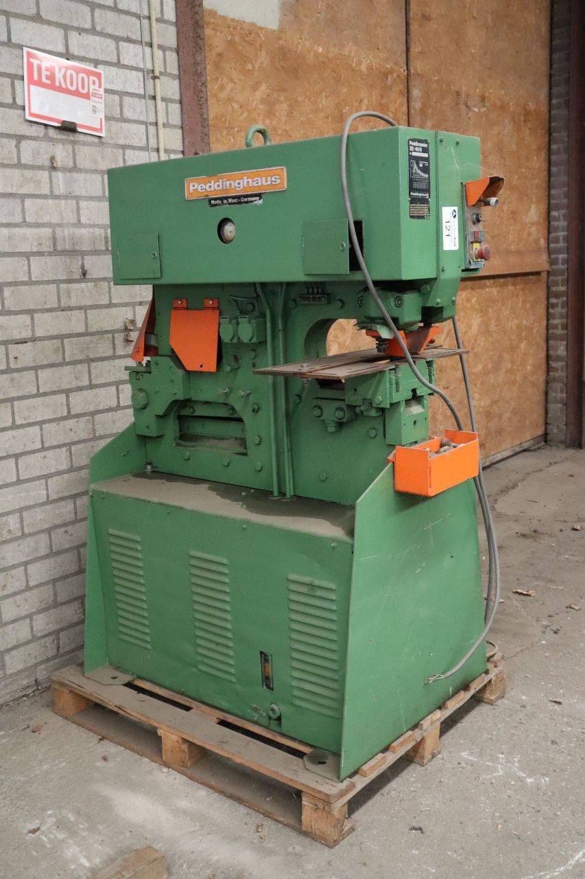 Schneide- und Stanzmaschine Peddinghaus Peddimaster 28/40H