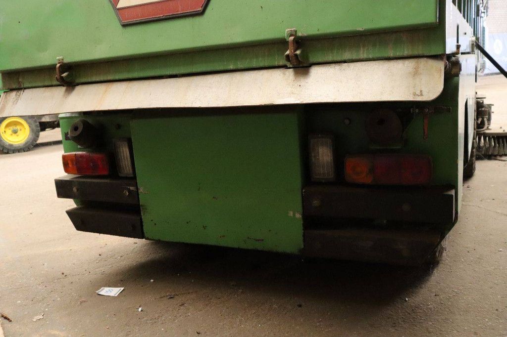 Hofmans HMF400 Diesel Sweeper