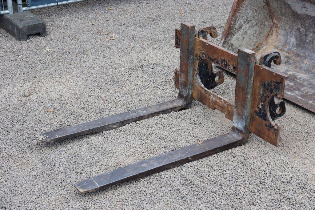 Articulated loader Giant V451T Diesel 33kW 2002
