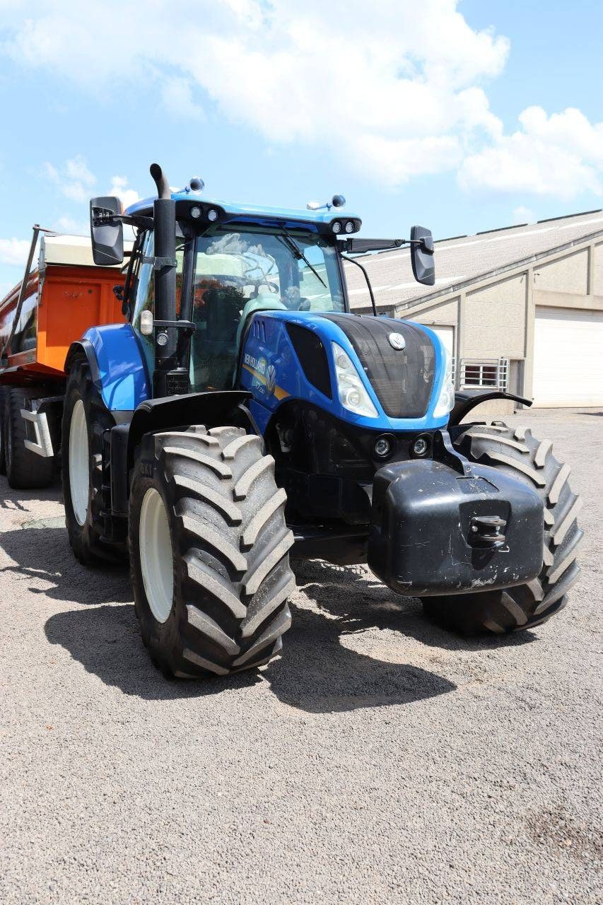 Traktor New Holland T7.230 Diesel 180kW 2019