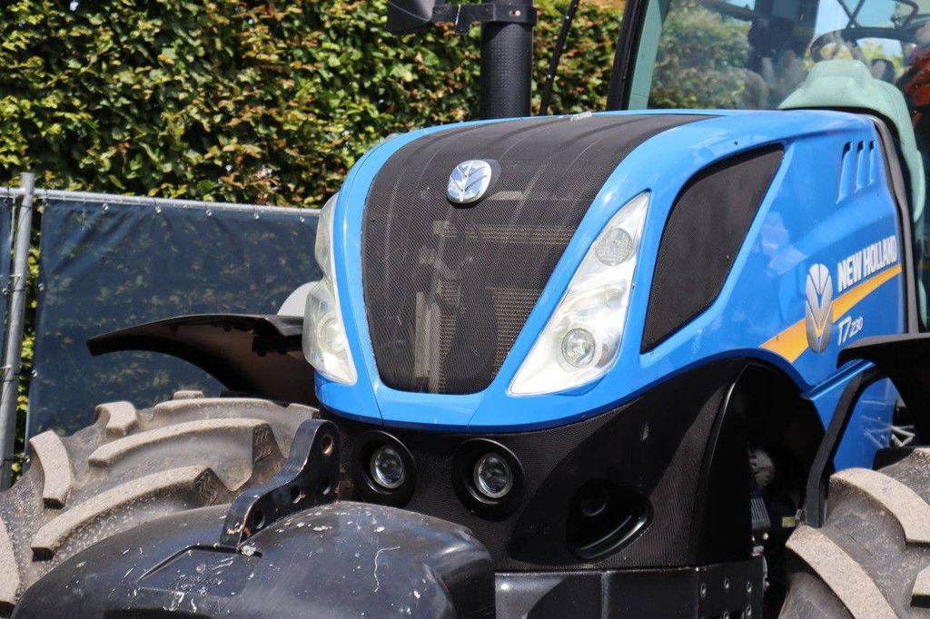 Traktor New Holland T7.230 Diesel 180kW 2019