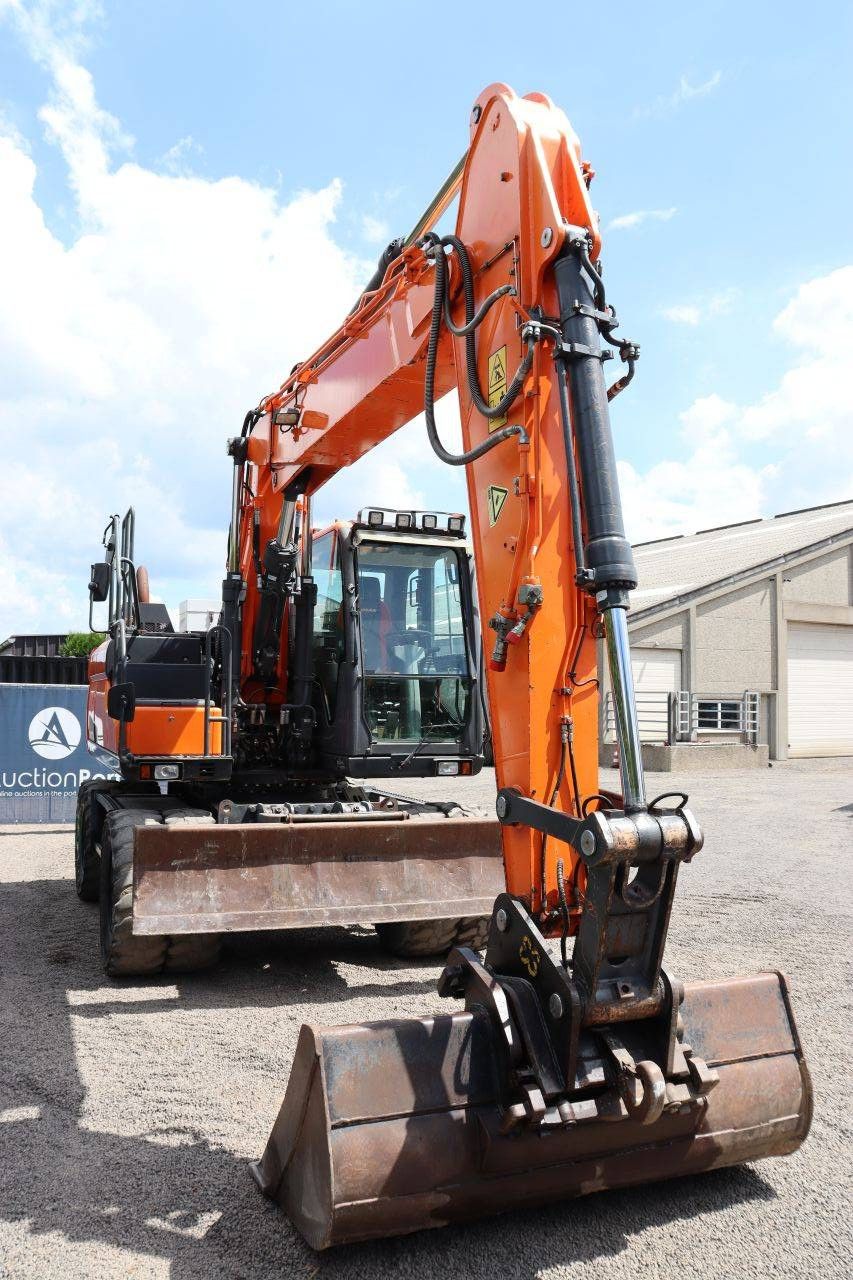 Wielgraafmachine Doosan DX170W-5 Diesel 113kW 2017