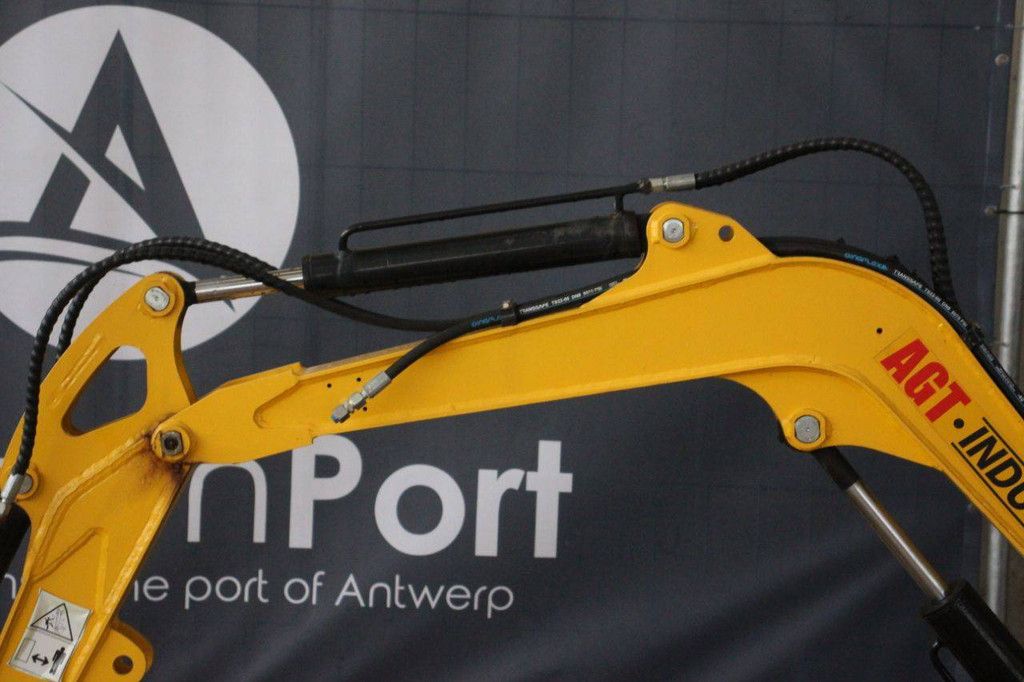 Minigraver AGT Industrial QH13R Diesel 2024 Nieuw
