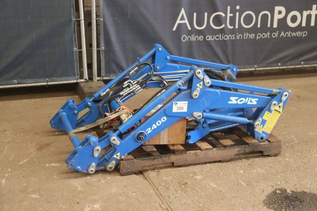 Solis 2400 Frontlader