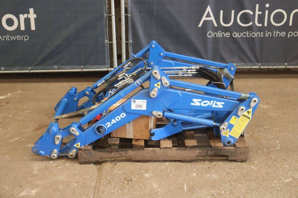 Solis 2400 Frontlader