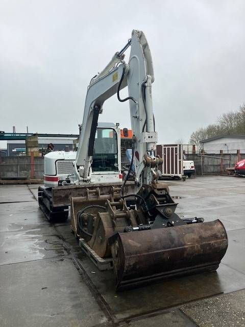 Rupsgraafmachine Volvo ECR88D Diesel 2013