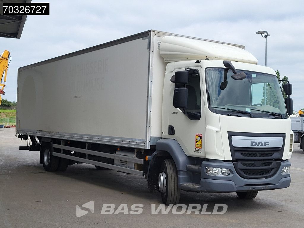 DAF LF 260 4X2 16t Automatic Tailgate Euro 6