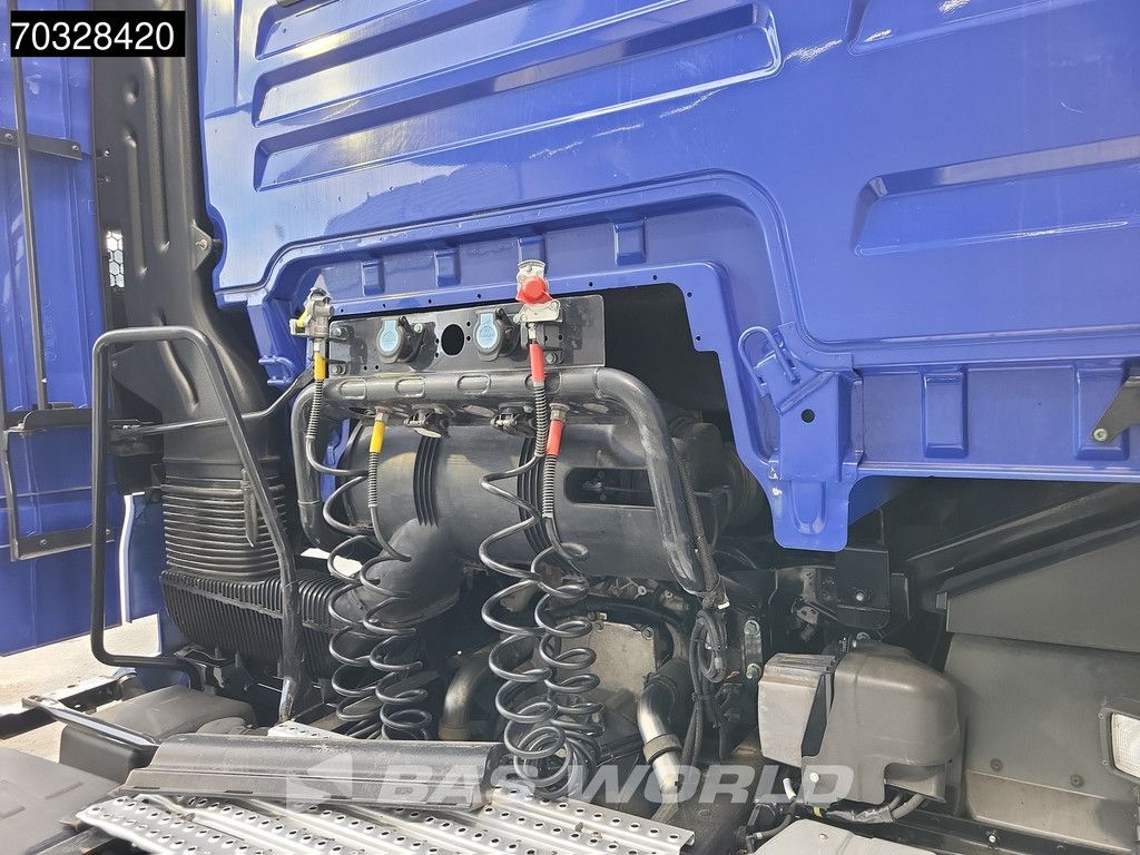 MAN TGX 18.500 4X2 XXL Mega Retarder 2x Tanks ACC