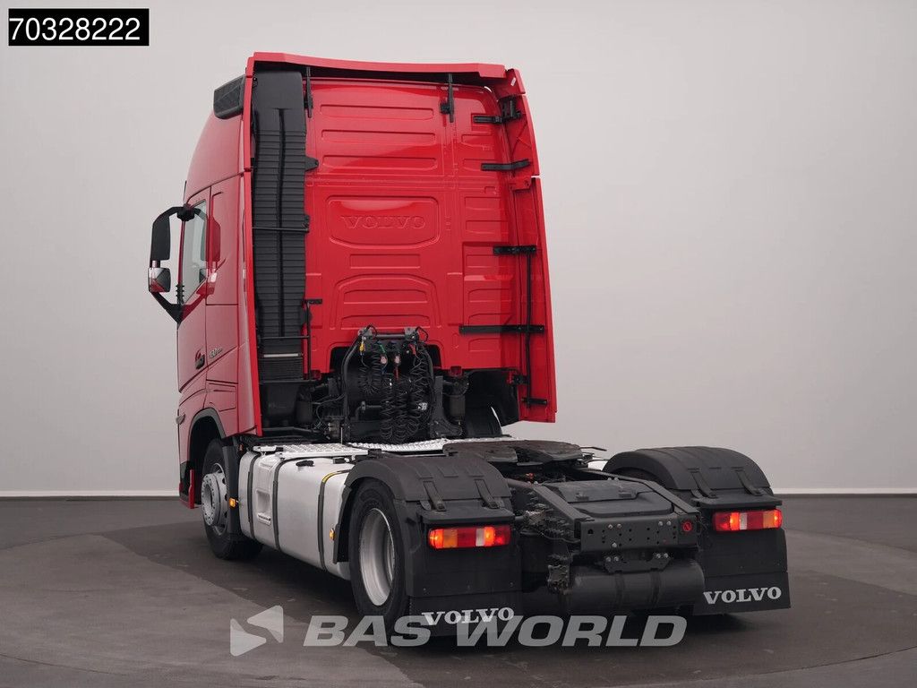 Volvo FH 460 4X2 XL 2xTanks ACC