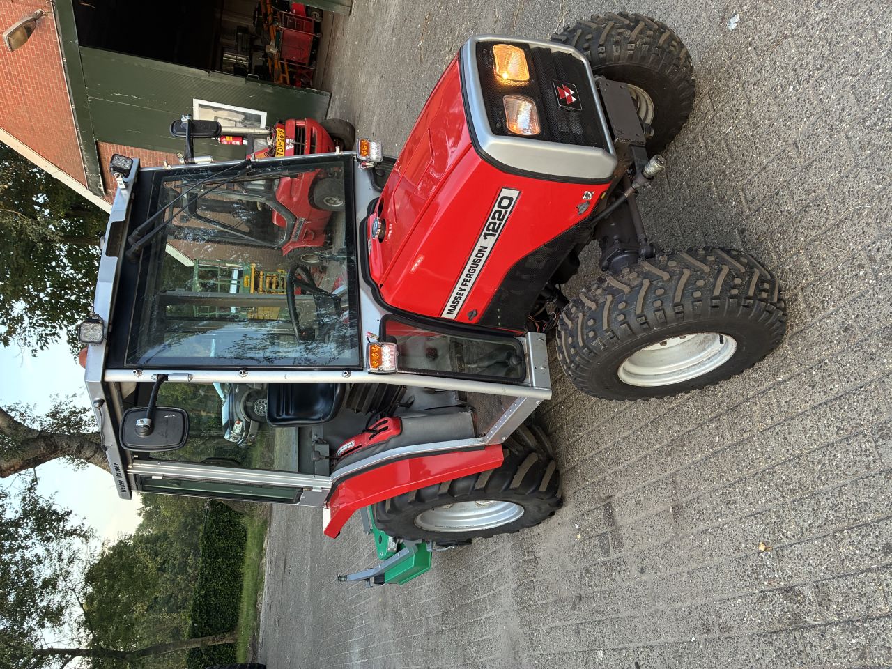 Massey ferguson 1220
