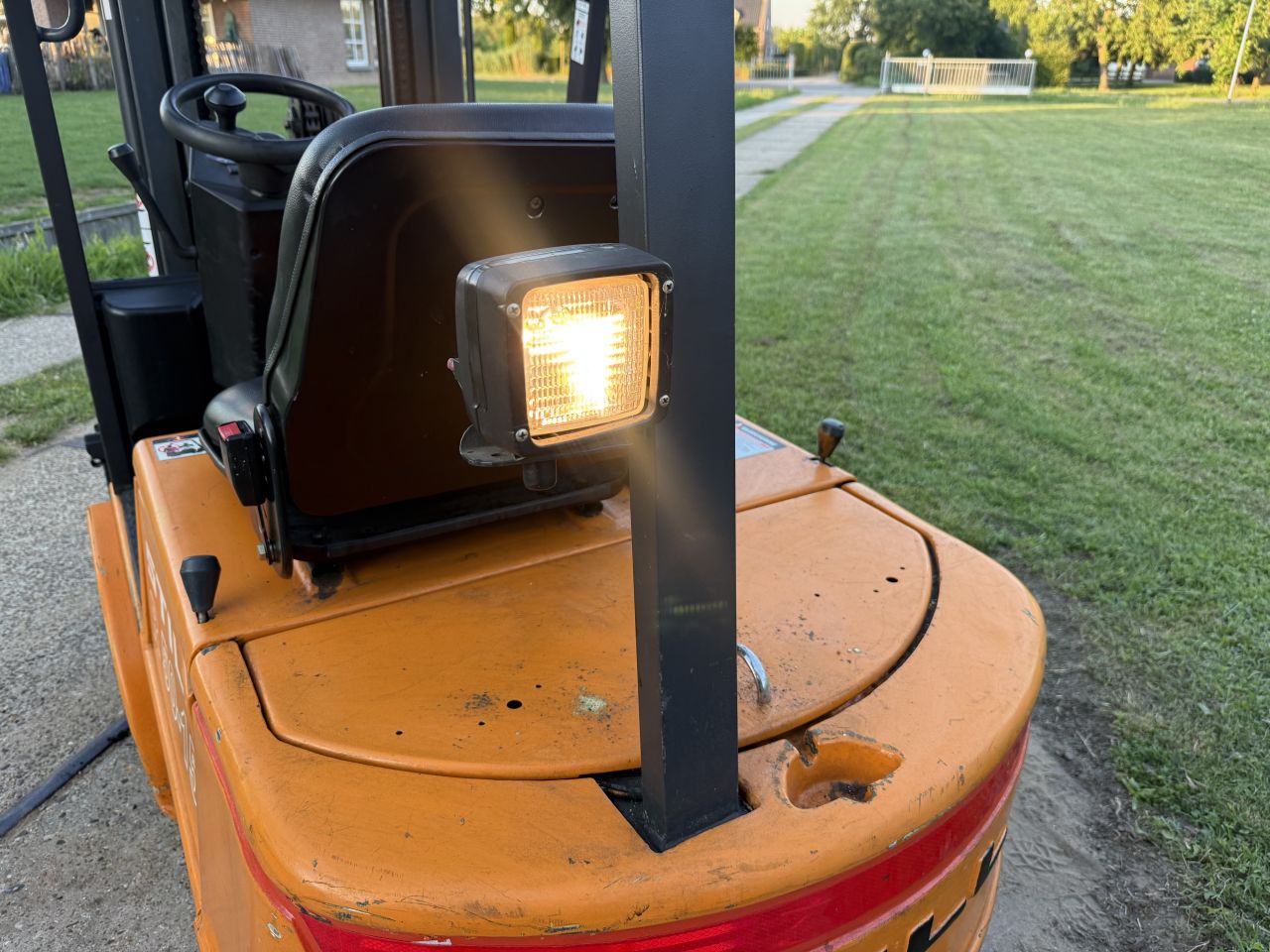 Still 1500KG elektrische heftruck triplo freelift sideshift