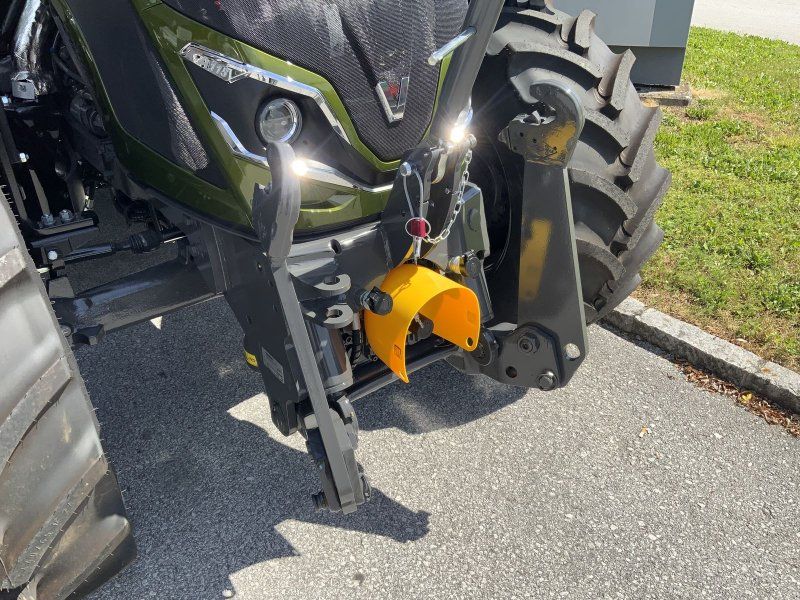 Valtra A 115