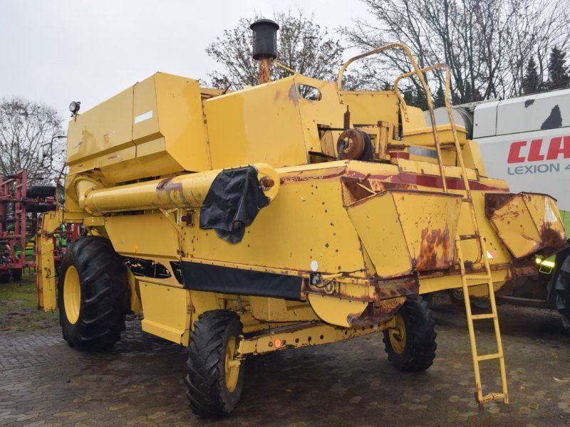 New Holland TF 42