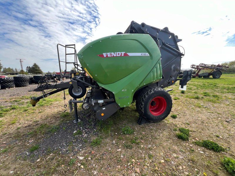 Fendt Presse 4180V