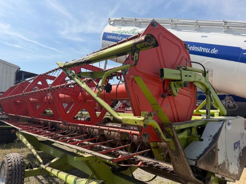 Claas Schneidwerk C600 mit Transportwagen