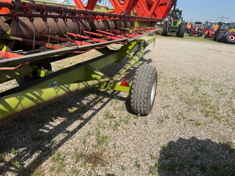 Claas Schneidwerk C600 mit Transportwagen
