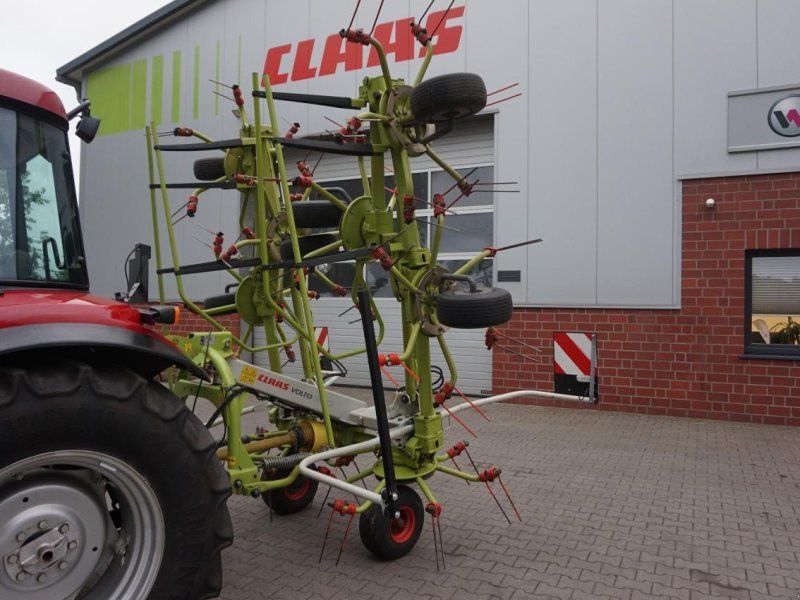 Claas Volto 900