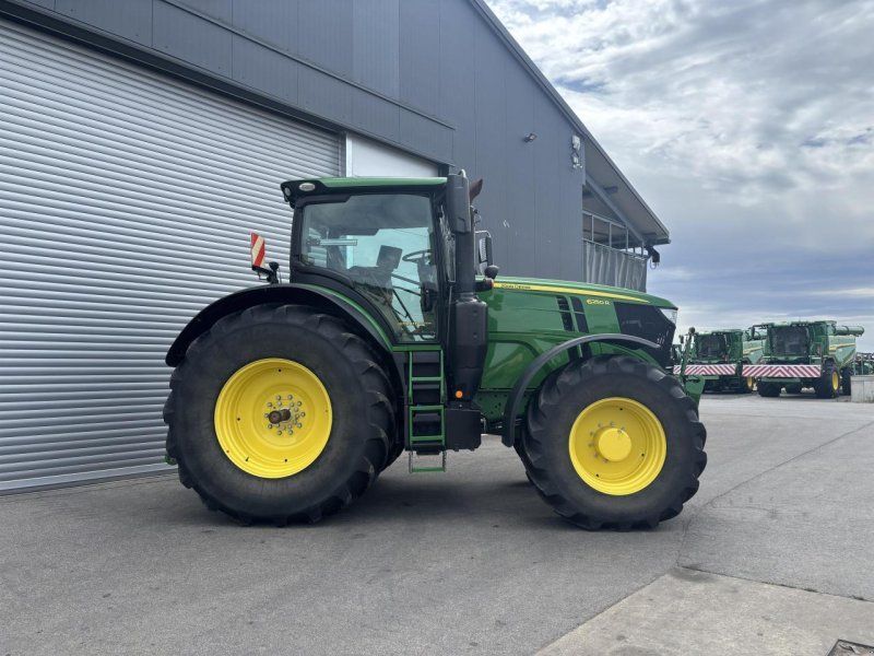 John Deere 6250R