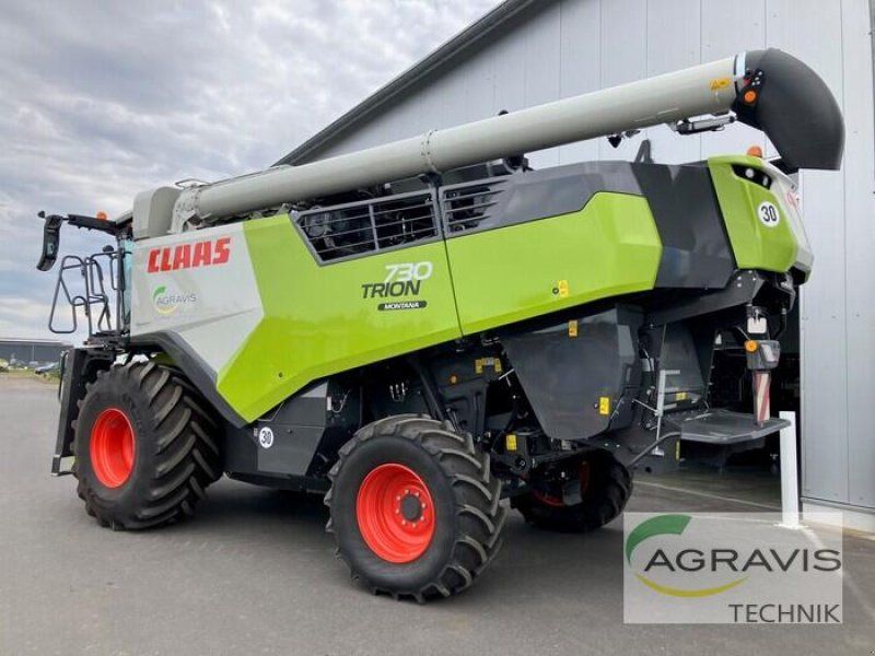 Claas TRION 730 MONTANA