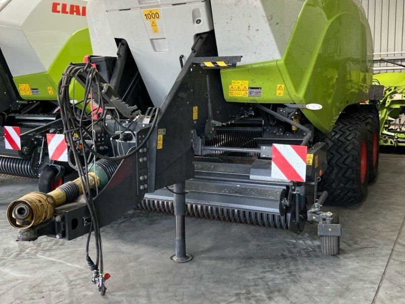 Claas Quadrant 5200 FC Tandem