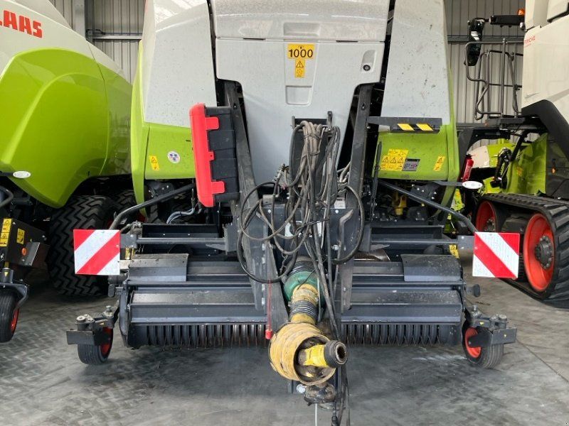 Claas Quadrant 5200 FC Tandem