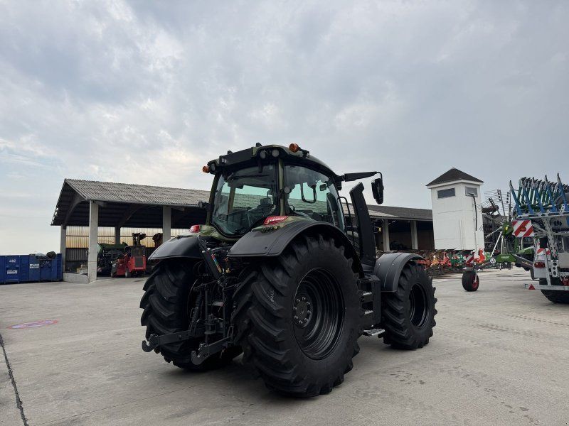 Valtra N175
