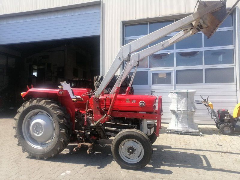 Massey Ferguson 135