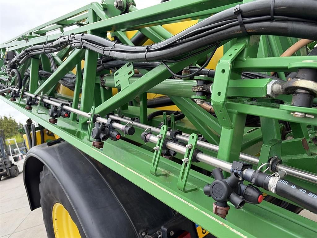John Deere 840 Veldspuit