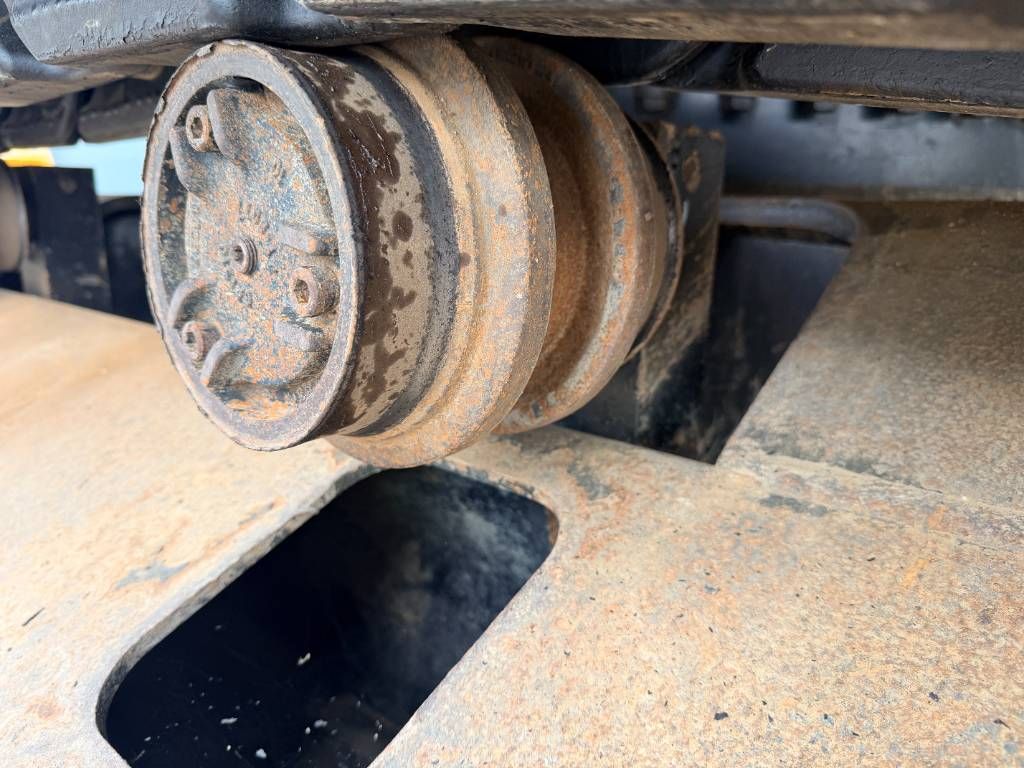 CAT 336F L - NEW CHAINS AND TRACKS