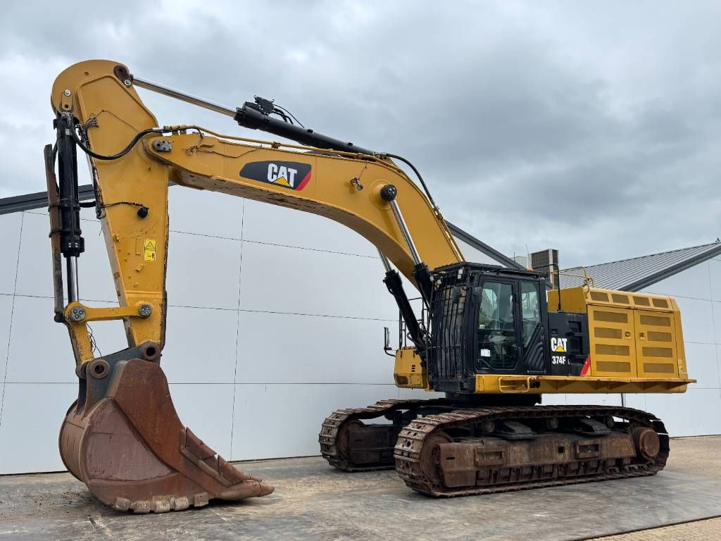 CAT 374FL - Automatiac Greasing / Top Condition