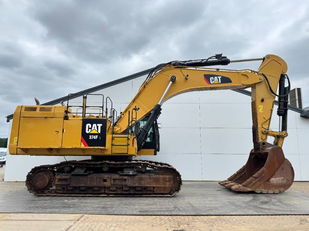 CAT 374FL - Automatiac Greasing / Top Condition