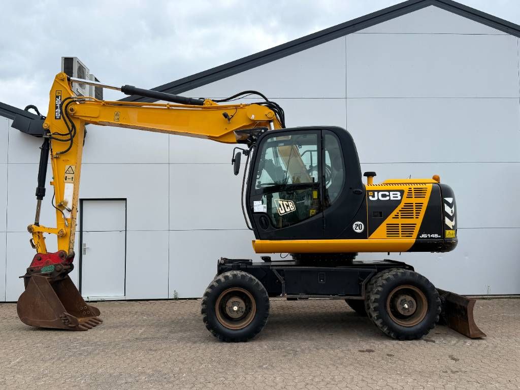 JCB JS145w - Hammer Lines / Blade